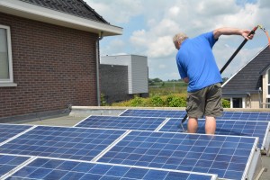 smeding-schoonmaak-leeuwarden-zonnepanelen-reinigen-03