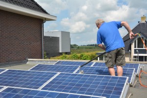 smeding-schoonmaak-leeuwarden-zonnepanelen-reinigen-04